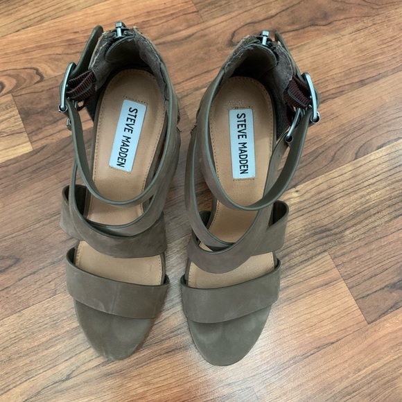 Steve Madden Heels size 7.5 - Picture 5 of 6